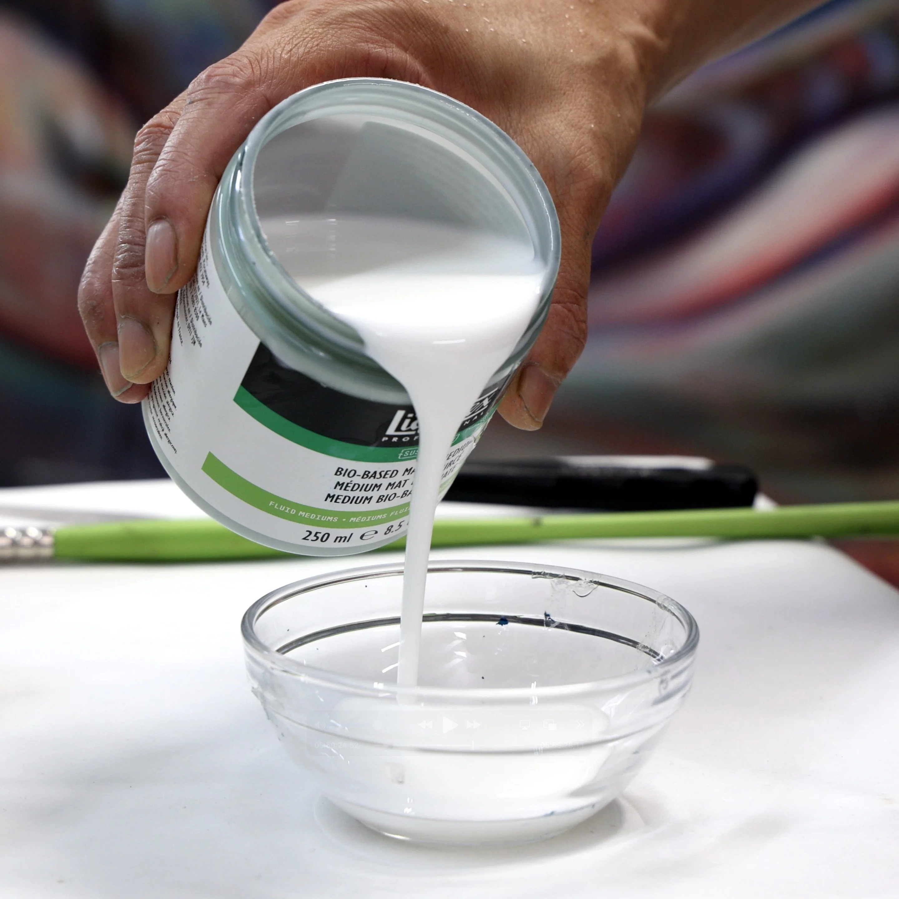 Bio-Based Acrylic Medium - Matte Medium - Image 4